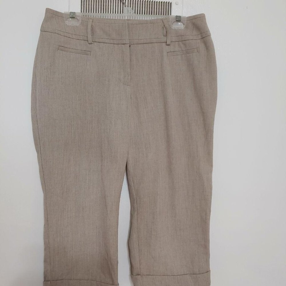 Apt.9 NEW BROWN CAPRIS